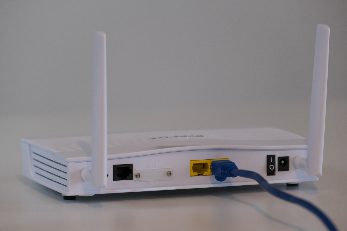 Is Your Router Old? 6 Signs You Need A New Router Quantum Marketer